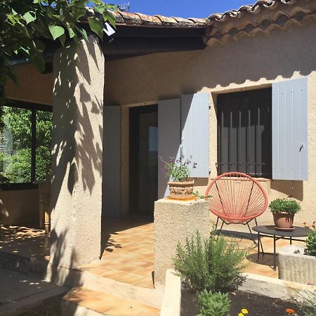 Petit Cocon Dans Le Luberon Apartment Lauris Exterior photo