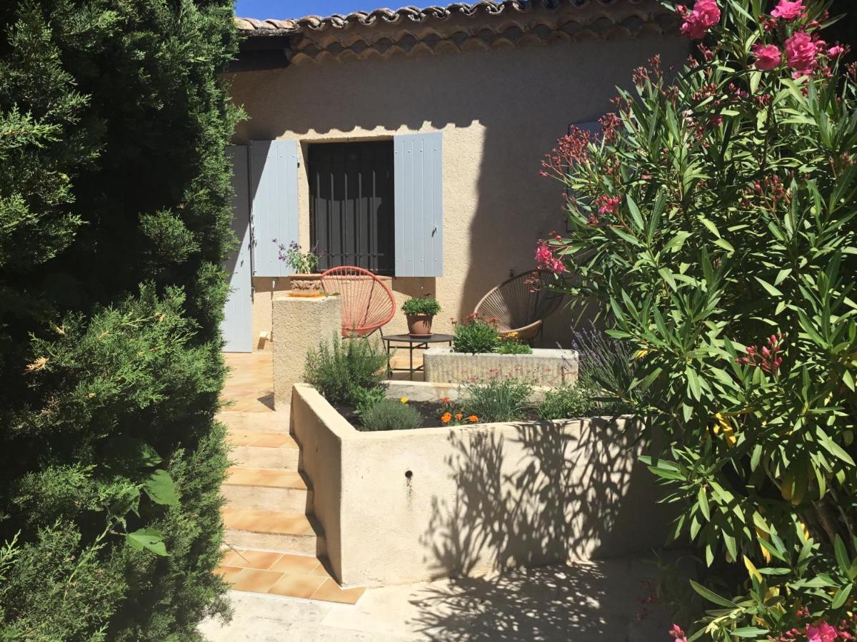 Petit Cocon Dans Le Luberon Apartment Lauris Exterior photo